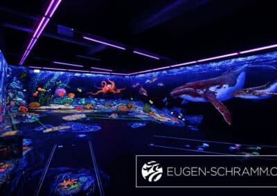 Glowing Rooms – 3D Schwarzlicht Minigolf – Köln Ehrenfeld